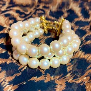 3 strand faux pearl bracelet, gold toned clasp